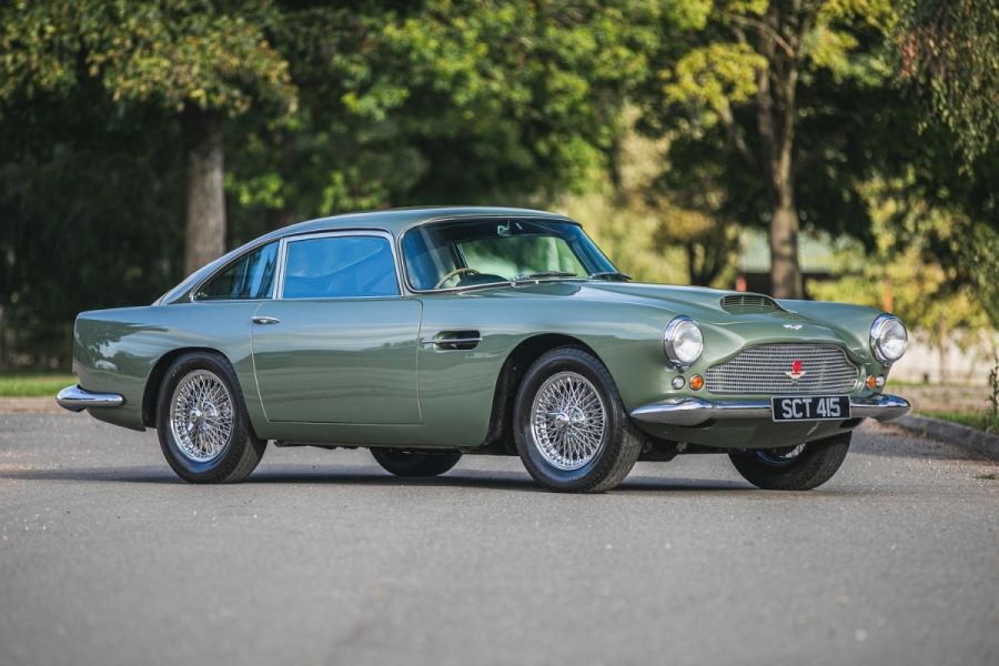 1960AstonMartinDB4SeriesIICoupe Classic Astom Martin DB4 Car